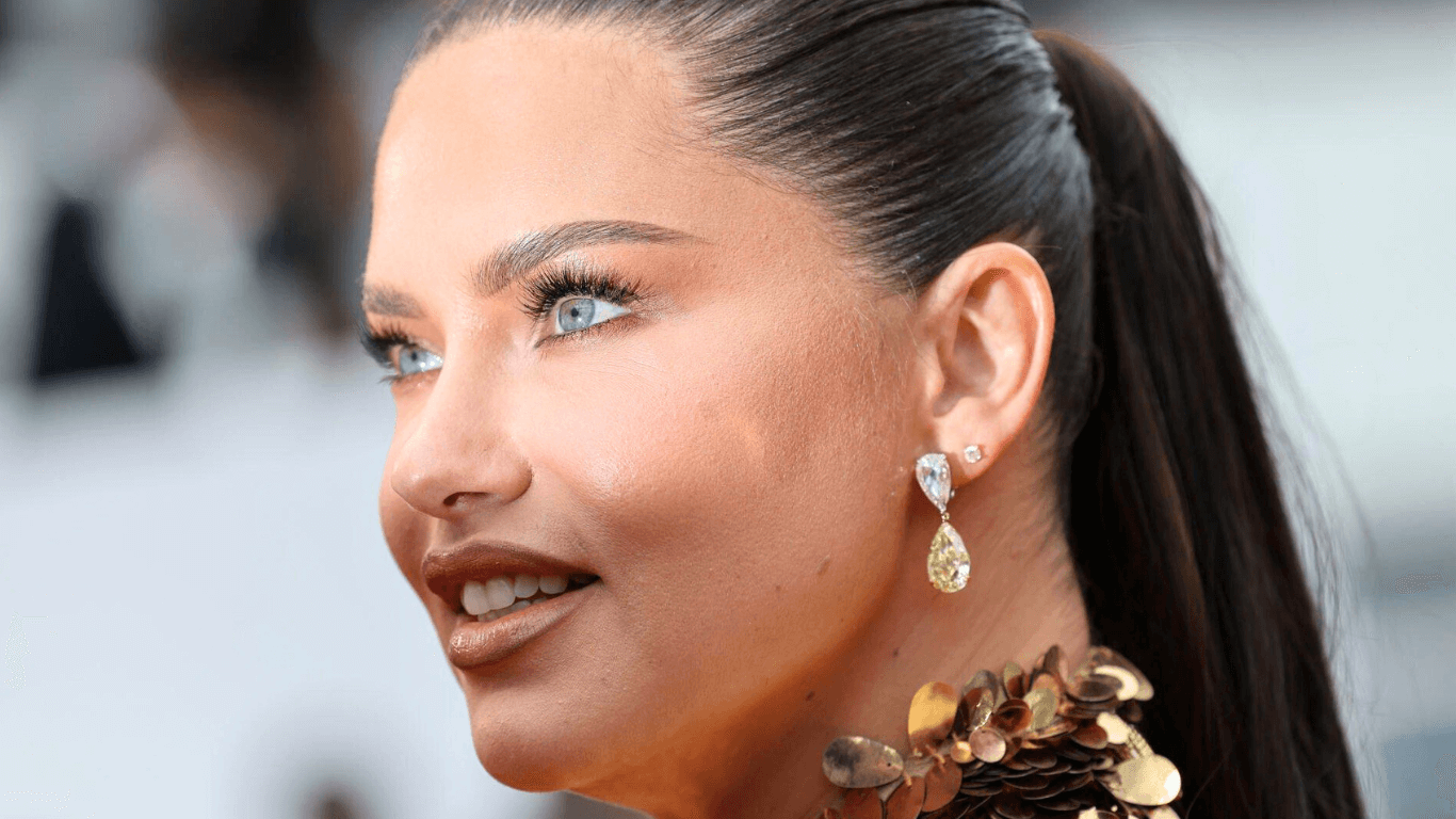 Achieve a Glamorous Look with Adriana Lima Makeup