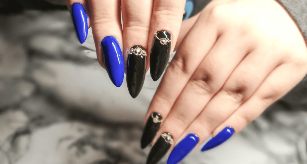 Bright Summer Nails