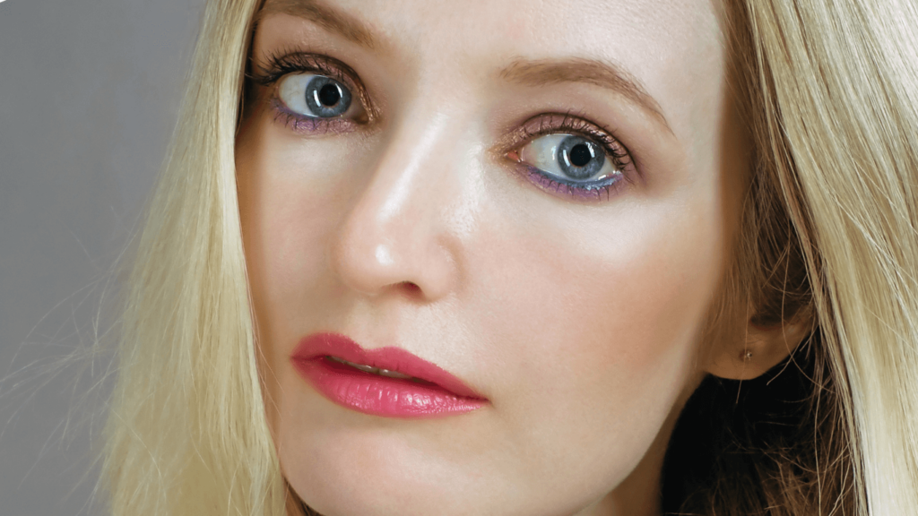 Eyeshadow Crease