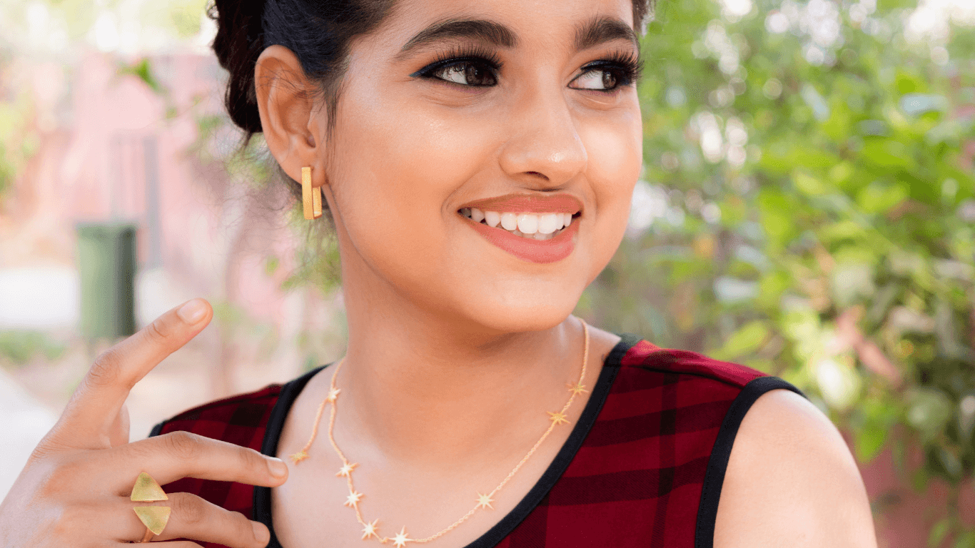 New Age Lipstick Alley: A Modern Community of Beauty, Fashion, and Empowerment