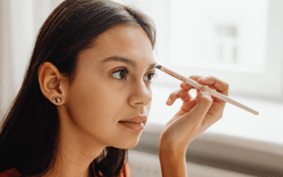 The Surprising Benefits of Makeup: Enhancing Beauty, Boosting Confidence, and More