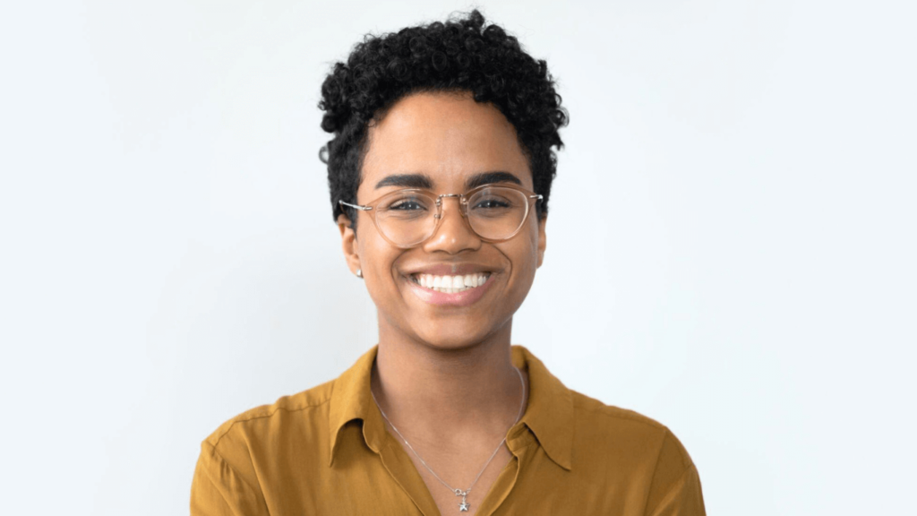 Comb Twist Short Hair