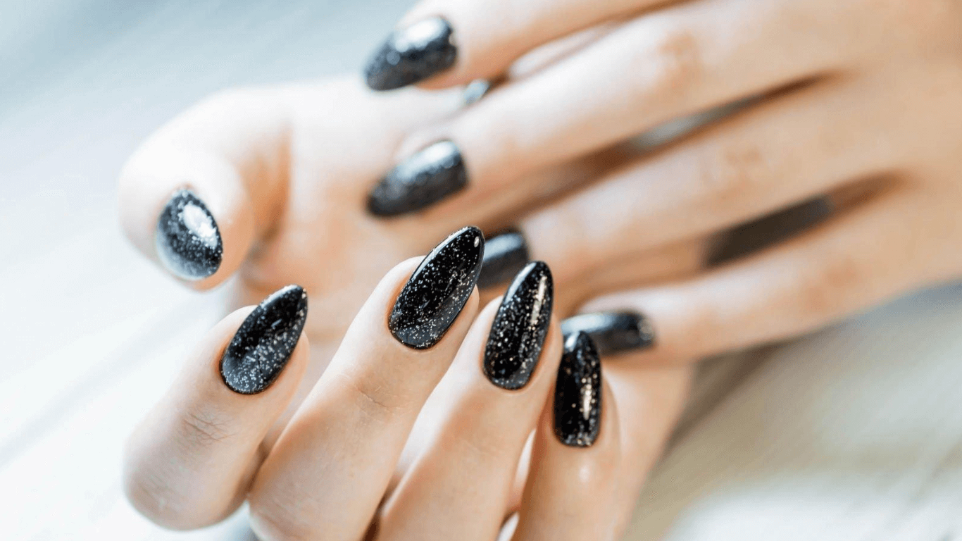 How to Get Matte Nails: A Trendy and Chic Nail Guide