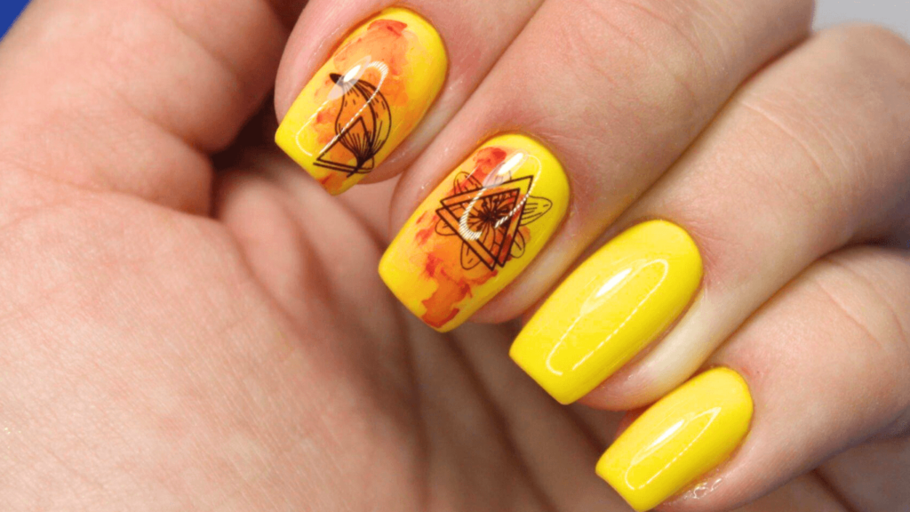 Sunflower Acrylic Nails
