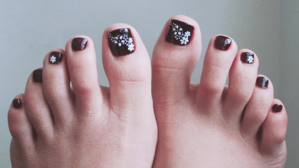 Toe Nail Designs with Flowers