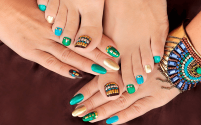 Vacation Nail Colors: Wanderlust with Vibrant and Playful Nails