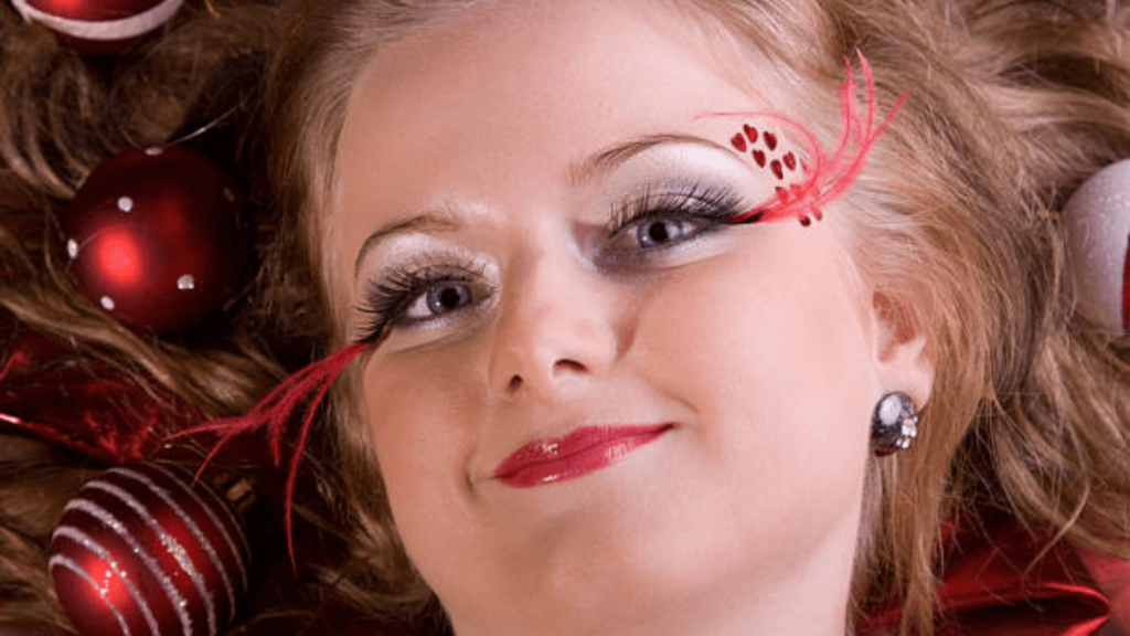 Christmas Eyeliner