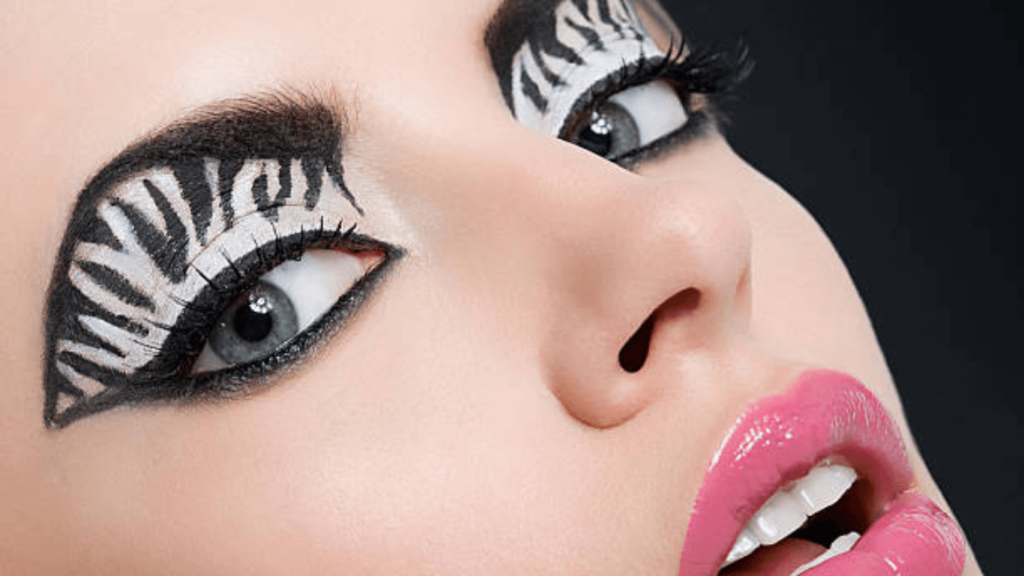 Grunge Eyeliner