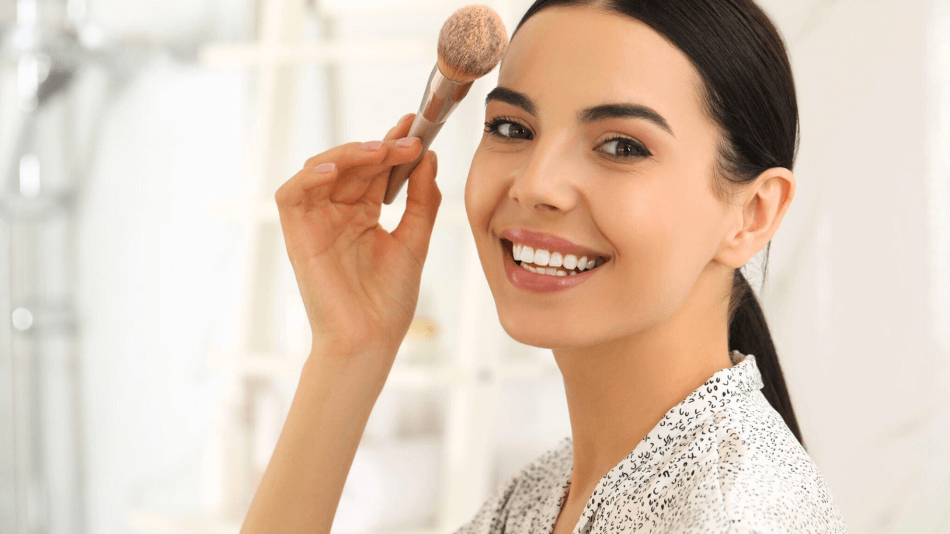 How Long Before an Event Should I Do My Makeup?