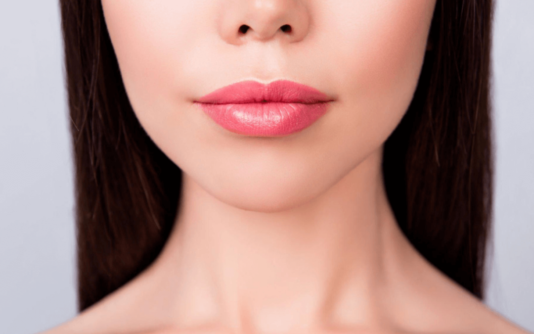 Benefits and Risks of Lip Plumper with Cayenne Pepper