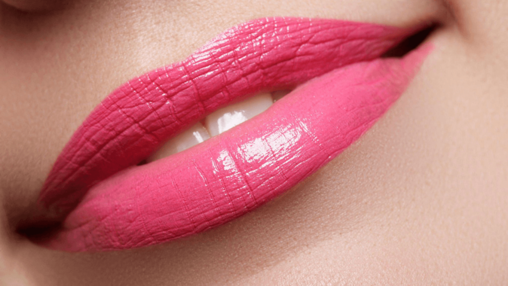 Plumping Lips with Lipstick