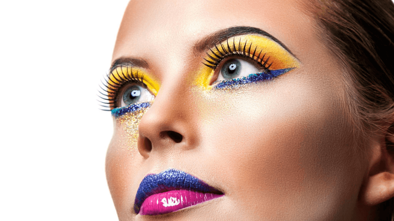 Simple Glitter Makeup Looks