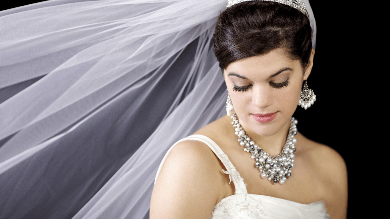 Wedding Makeup Looks for Tan Skin