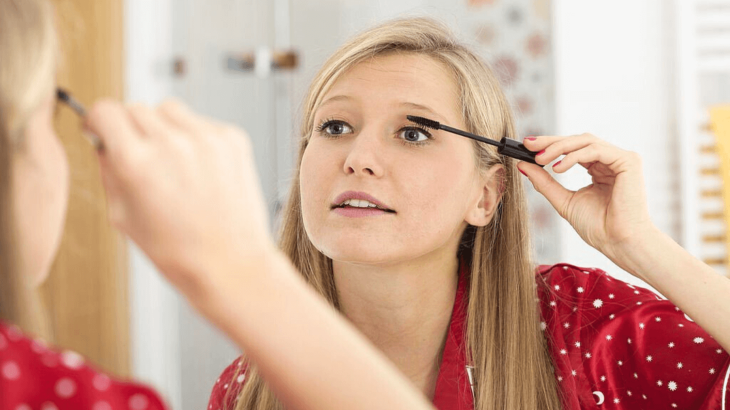 Gel Mascara After Cataract Surgery