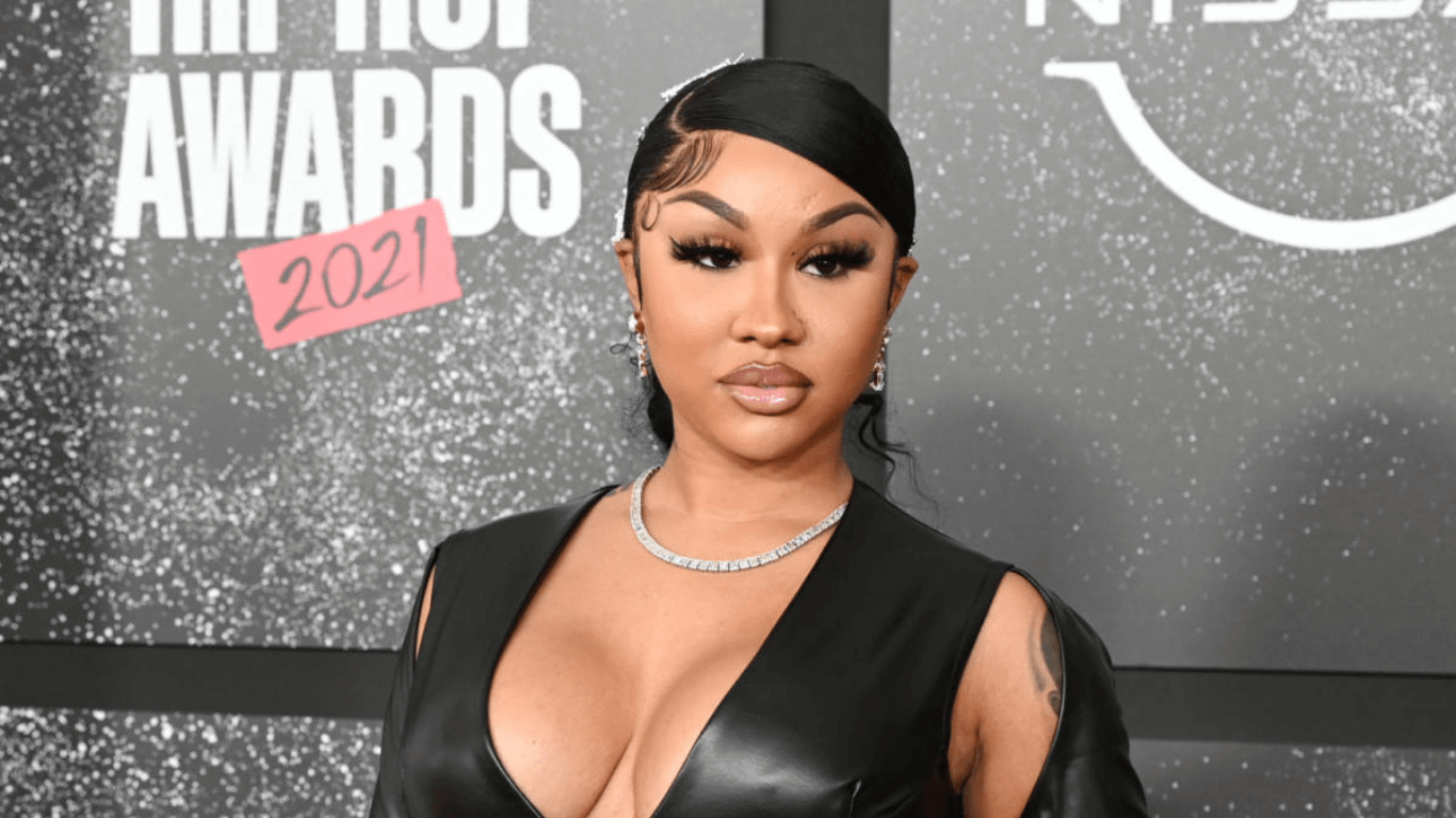 A Deep Dive into The Real Kyle Sister Lipstick Alley