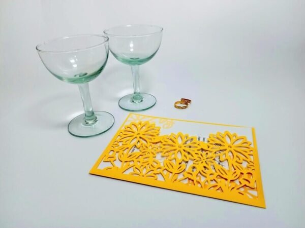 Daisy Flower Wedding Pocket Envelope - Image 4